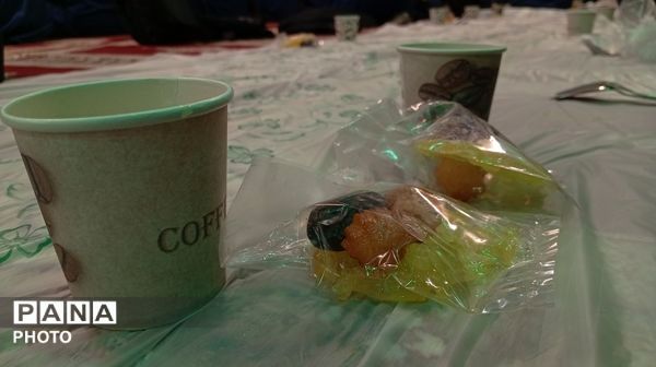 ضیافت ماه رمضان در دبیرستان قلم‌چی۲ بن