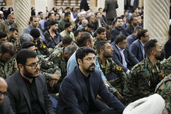 مراسم بزرگداشت شهیدان راه خدمت در مسجد جامع سنندج 