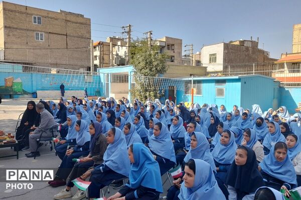 طرح «هر دانش‌آموز، یک مهارت» در دبیرستان عفاف 