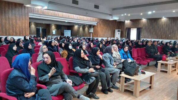 دوره توانمندسازی مراقبین سلامت نواحی هفتگانه و تبادکان به میزبانی ناحیه ۶