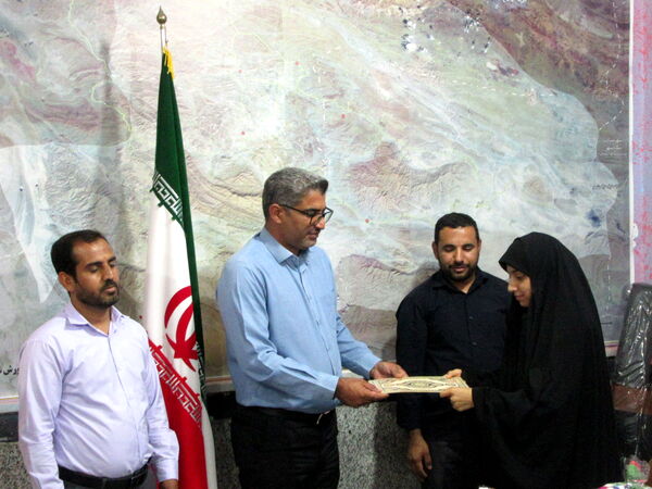 تجلیل از دانش‌آموزان خبرنگار پانای شهرستان بشاگرد 
