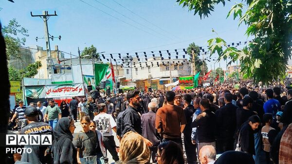 تجلی عشق حسینی مردم کوهدشت در روز عاشورا