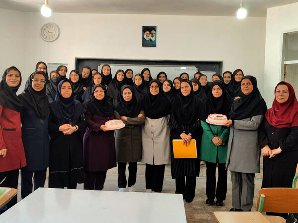 آیین نواخته شدن زنگ سپاس معلم