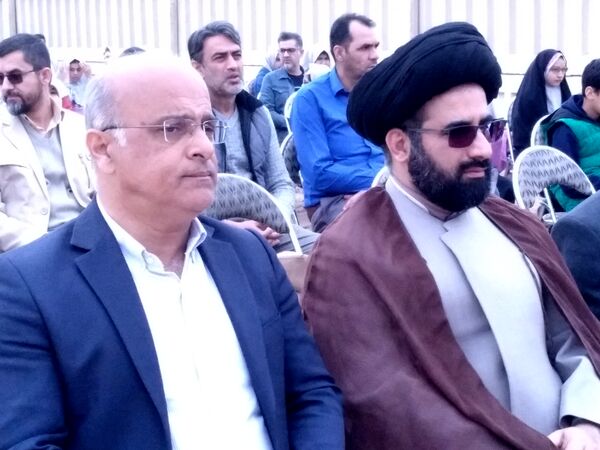 پویش مردمی درخت یادگار در یزد 