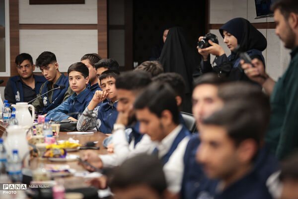 نشست خبری سخنگوی وزارت آموزش و پرورش با دانش‌آموز خبرنگاران پانا