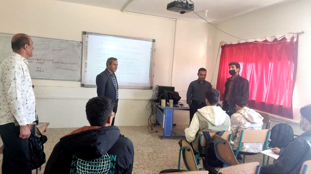 اولویت اصلی  آموزش وپرورش در مدارس ایجاد محیطی با نشاط و امن برای دانش‌آموزان است
