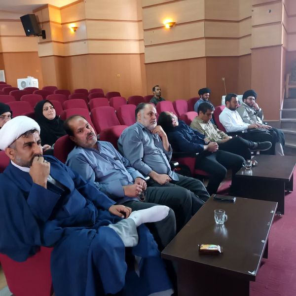 دوره آموزشی مدیران کانون‌های فرهنگی تربیتی قم