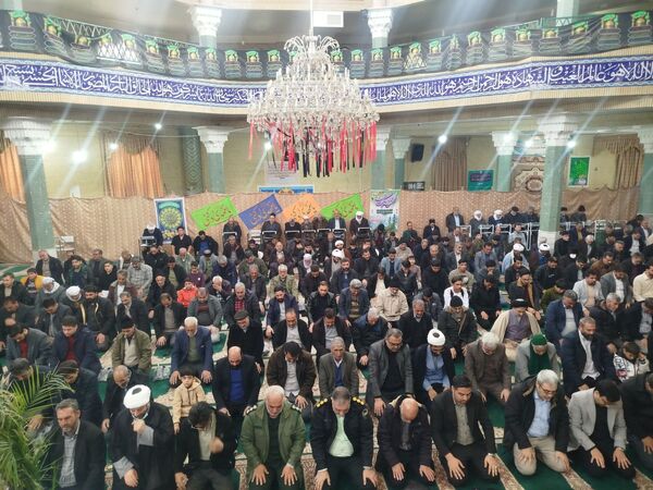 همدلی و وحدت در نماز جمعه باخرز به نمایش درآمد