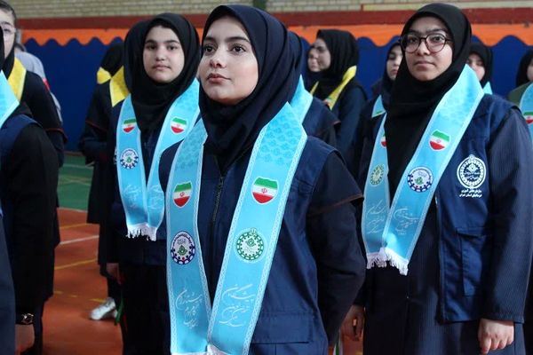 همایش یاوران انقلاب، پیشتازان مقاومت در بهارستان‌دو