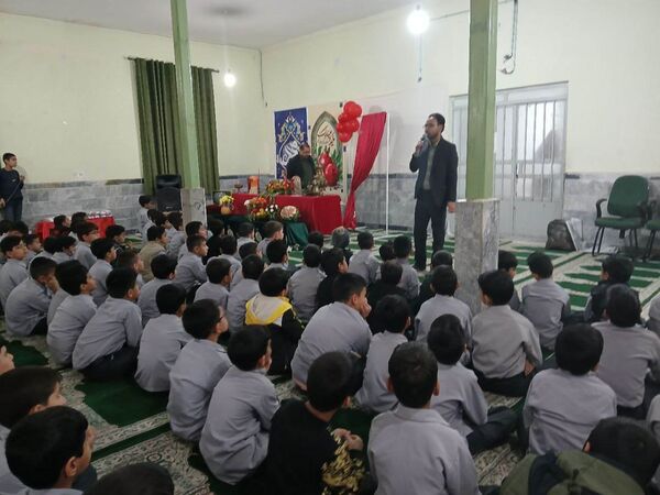 یلدا؛ بهانه‌ای برای همدلی و شادی در مدرسه برادران ابراهیمی‌نیا
