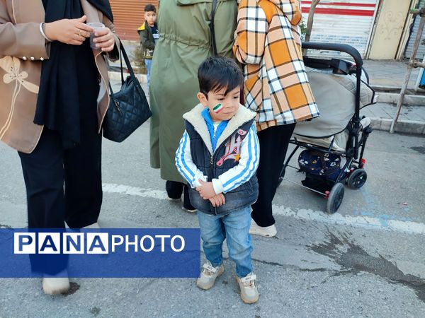 قاب پانا میزبان ساعات اولیه جشن بزرگ خیابانی در نیشابور 