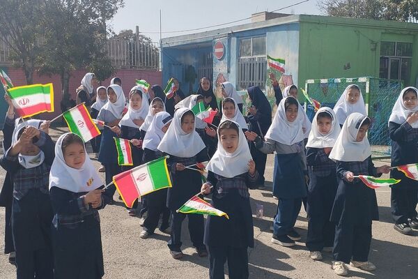 برگزاری صبحگاه‌ در کهریزک با برنامه‌های متنوع