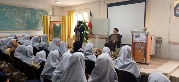 حضور امام جمعه شهرستان نیشابور در دبیرستان نمونه وکیلی استاد شفیعی کدکنی «وکیلی ۱۰»