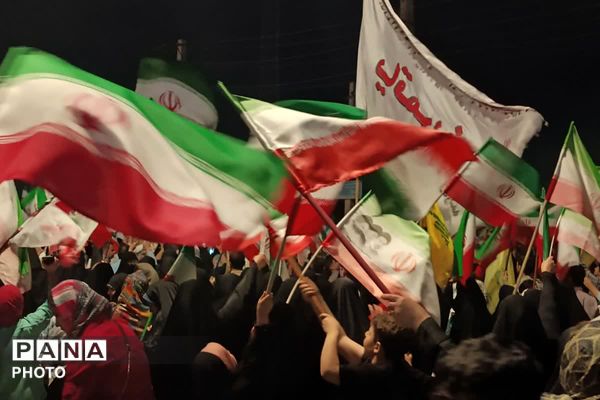 حماسه ۶۷ شب پایداری در ملارد؛ مردم در حمایت از جمهوری اسلامی به خیابانها آمدند