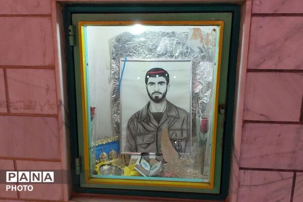 آرامگاه شهید محمد پاکپور در روستای دهسد