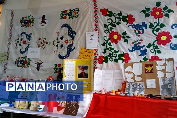 نمایشگاه جابربن حیان در مدارس رباط‌کریم