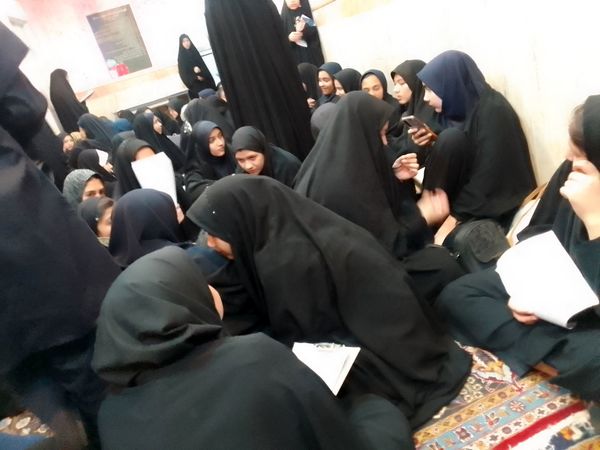 مسابقات قرآن و عترت و نماز دانش‌آموزان دختر جلگه 