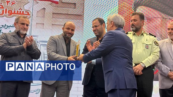 حضور وزیر آموزش و پرورش در بیست‌و‌ششمین جشنواره خیرین مدرسه‌ساز استان مرکزی