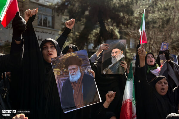 راهپیمایی اقتدار بعد از نماز جمعه - مصلای تهران -2