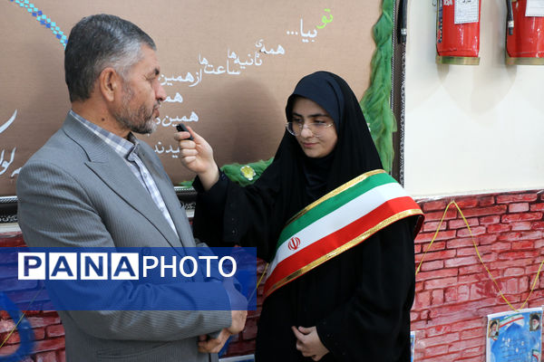 برپایی جشن «حضور تا ظهور» در دبیرستان شهیده حسنی سعدی قم