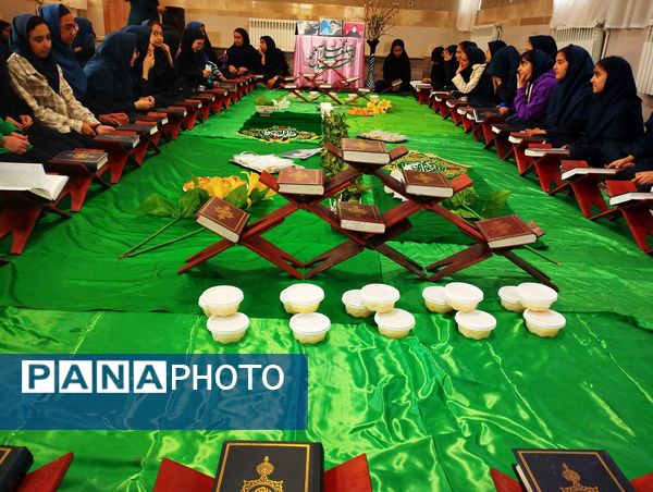 مراسم بزرگداشت سید حسن نصرالله همراه با انس با قرآن کریم