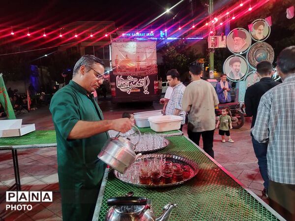 ۱۵۵ شبِ بی‌وقفه؛ وقتی چایخانه حضرت زهرا (س) میزبان دل‌های بی‌قرار شد