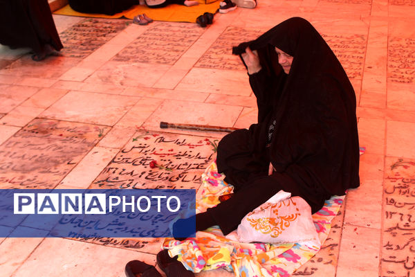 مراسم تحویل سال در گلزار شهدای قم