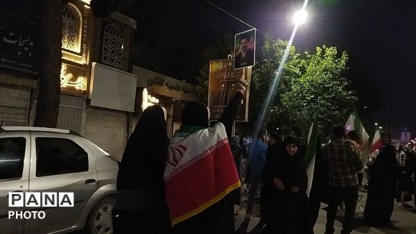 باز هم قراره شبانه مردم در حسینیه امام خامنه‌ای نیشابور