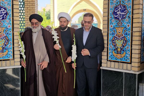 مراسم سالروز شهادت شهید بهشتی و ۷۲ یار انقلاب و چهلمین روز از شهادت رییس‌جمهور و شهدای خدمت در ورامین