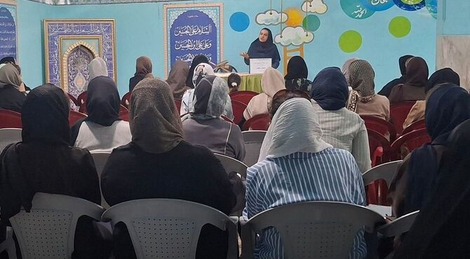 همکاری اولیاء و مدرسه برای موفقیت دانش‌آموزان پایه‌ی اول در دبستان ستایش شهریار