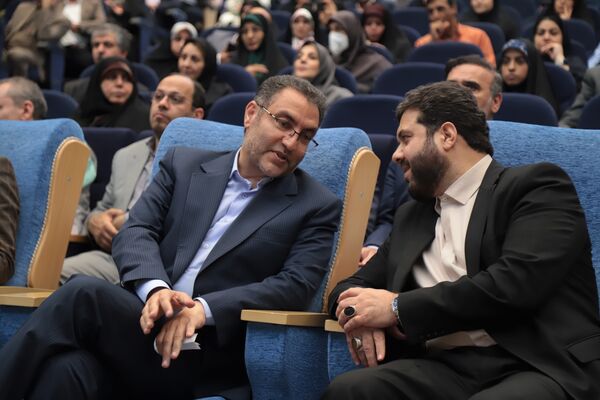 همایش بزرگ تجلیل از معلمان نمونه شهر تهران توسط وزیر آموزش و پرورش