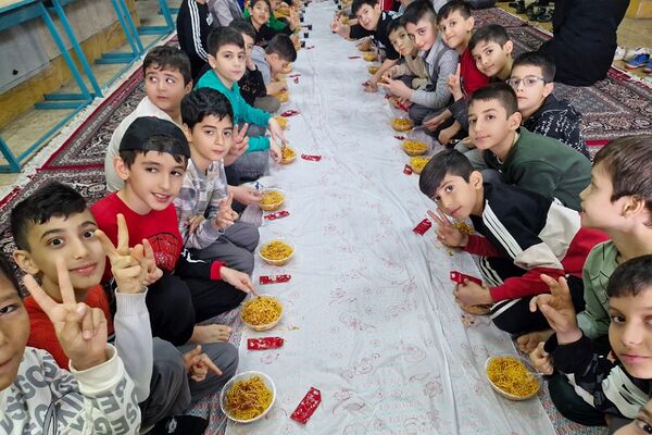 اردوی درون مدرسه‌ای در دبستان بانو ابوالوفا ناحیه 2 شهرری 