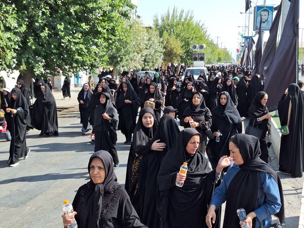 پیاده‌روی جاماندگان اربعین حسینی در مرودشت 