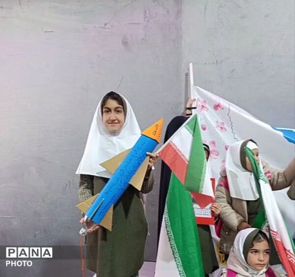 موشک‌های مقاومت  در دست دختران لالجین