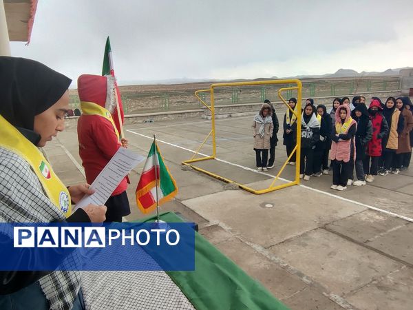 نغمه‌های آزادی در آوای دانش‌آموزان روستای درخت سنجد 