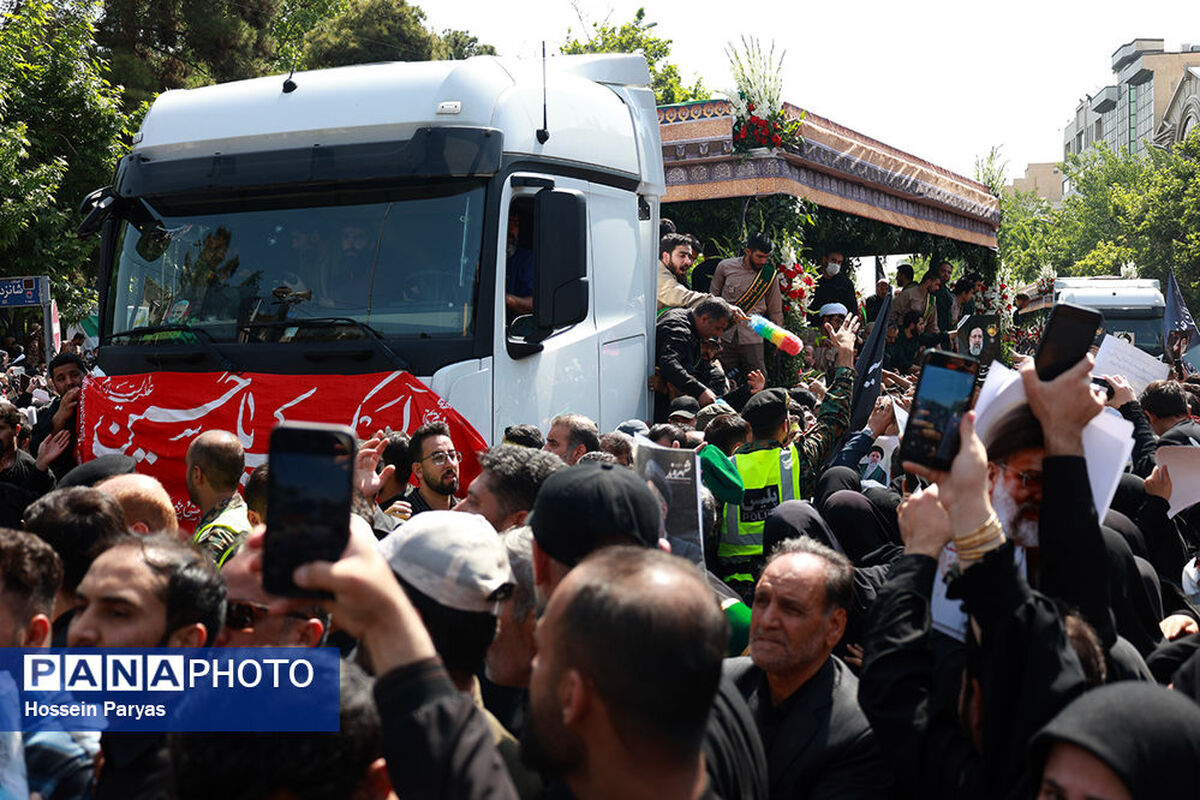 پیکر شهید رئیسی فردا پیش از مغرب به خاک سپرده خواهد شد
