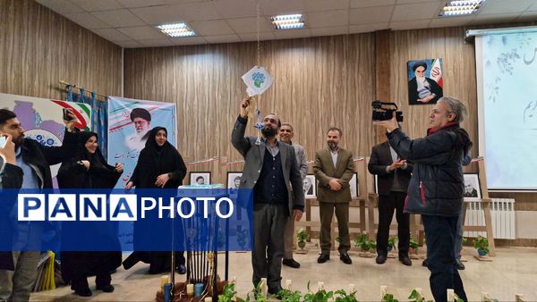 آیین نواختن زنگ پژوهش در مشهد 