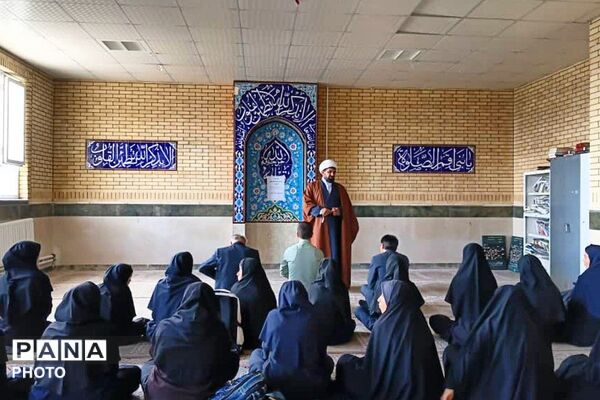 اقامه نخستین نماز جماعت در دبیرستان متوسطه اول حجاب دیشموک