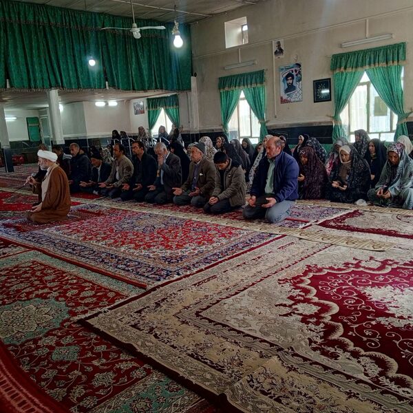 نماز عید فطر در مسجد صاحب الزمان روستای گزکوه