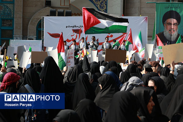 آیین ادای احترام به مقام شامخ شهیدان مقاومت و شهید سید حسن نصرالله