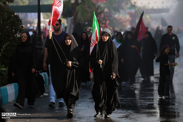 پیاده‌روی جاماندگان اربعین در تهران - 2