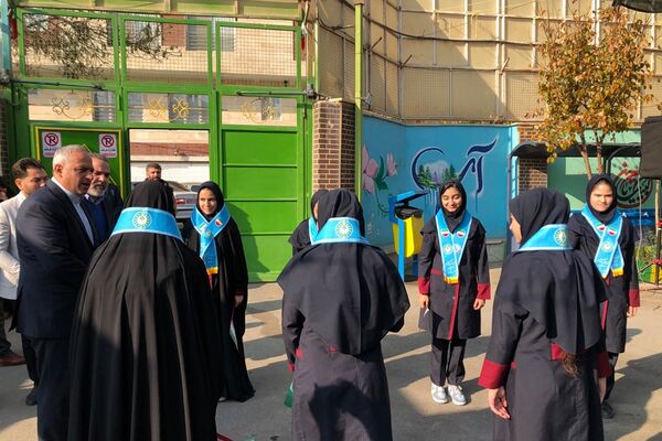 آیین نواختن زنگ پژوهش در ناحیه دو شهرری 