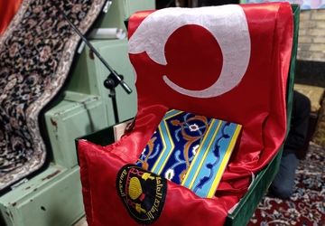 پرچم امام حسین(ع) در مراسم سوگواری شهادت امام حسن مجتبی سفید دشت