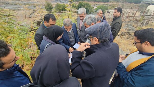 بازدید مدیرکل نوسازی مدارس جهت احداث مدرسه‌ای جدید در ناحیه۶ مشهد