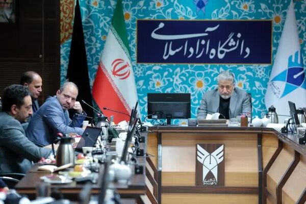 روباتیک برند دانشگاه آزاد اسلامی است/ تاکید بر توسعه فعالیت‌های حوزه روباتیک در بخش دانش‌آموزی
