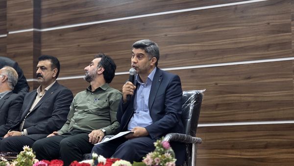 جلسه فصلی مدیران مدارس ابتدایی قائمشهر