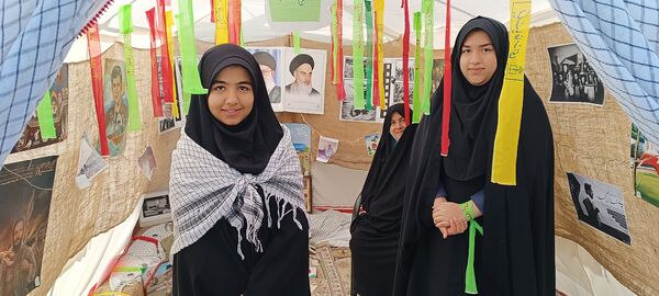 مدرسه انقلاب‌، تجلی‌گر آرمان ملت ایران