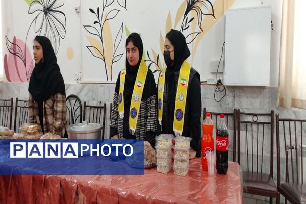 برپایی نمایشگاه و بازارچه کارو فناوری در دبیرستان شهید مجید دهنوی نیشابور