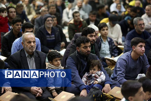 جشن میلاد امام علی(ع) در حرم حضرت معصومه(س) با تلاوت قاریان نوجوان 