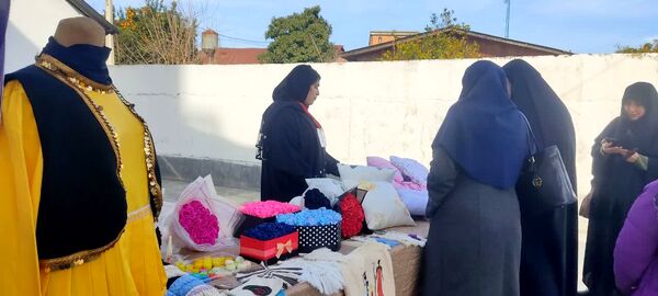 نمایشگاه هنرهای دستی دانش آموزان در بابلسر 